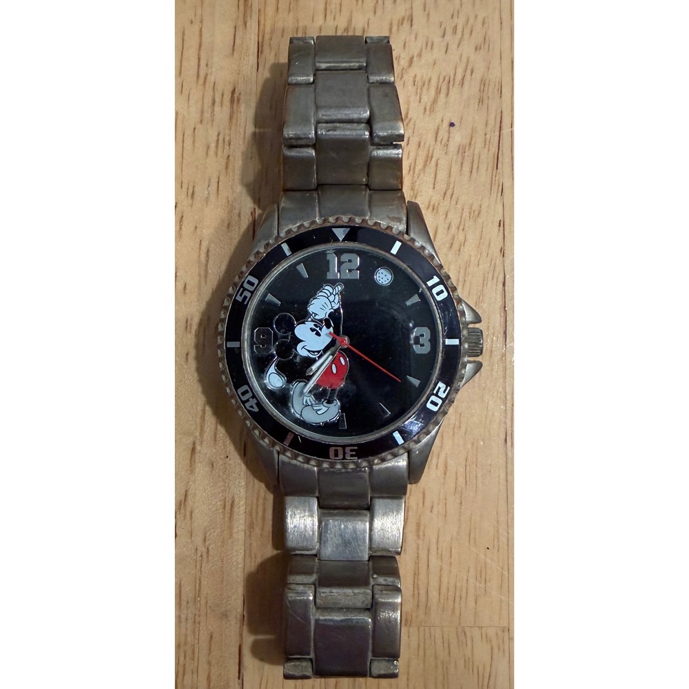 Disney Mickey Mouse Watch Accutime MK2203 Needs Battery